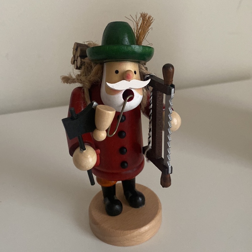 Christmas Table Runner Paraffin Candle Incense Smoker & 24pc Incense cones Set - Picture 5 of 14